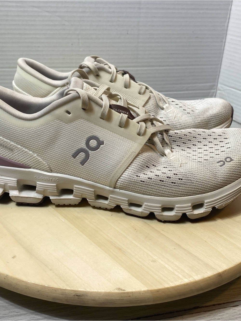 On Cloud X Running Shoes Women's Size 9.5 Cream Beige Mauve Athletic Sneakers